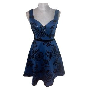Francesca’s Royal Blue & Black Floral Print Dress Size Small
